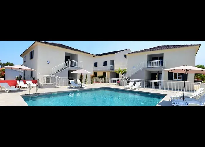 Daire On The Sea - Moriani *